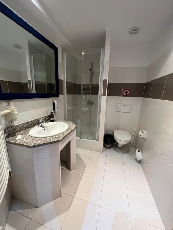 Afumaţi Hotel Doi Taurasi מראה חיצוני תמונה