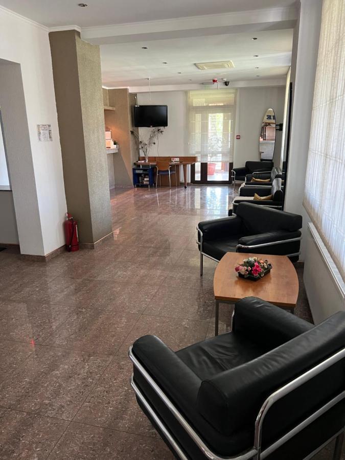 Afumaţi Hotel Doi Taurasi מראה חיצוני תמונה