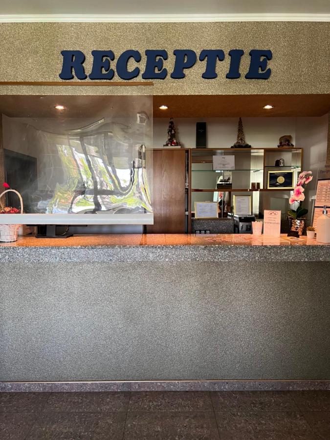 Afumaţi Hotel Doi Taurasi מראה חיצוני תמונה