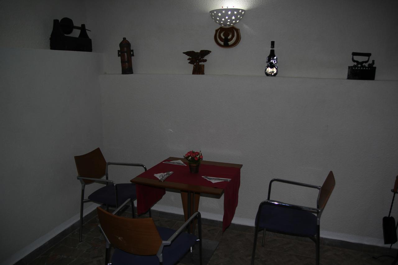 Afumaţi Hotel Doi Taurasi מראה חיצוני תמונה